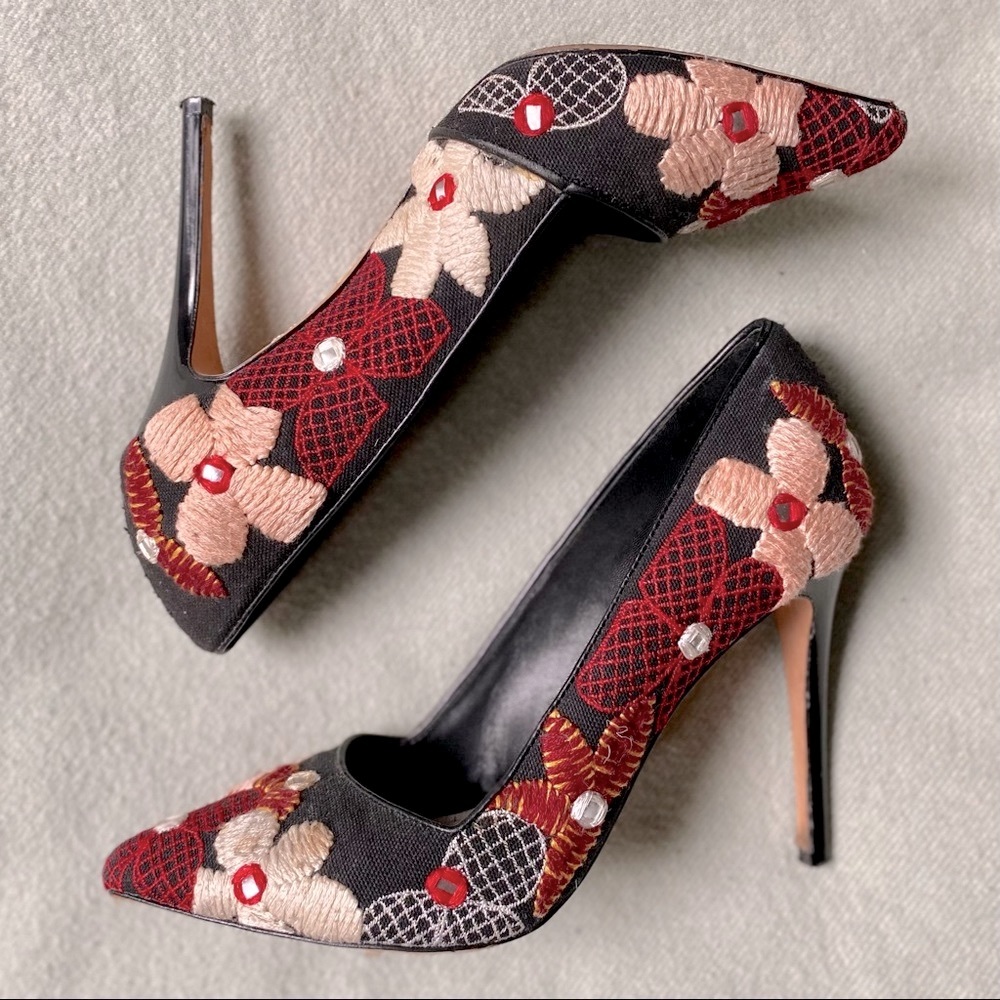 Alice + Olivia Dina Black Floral Heels - 36